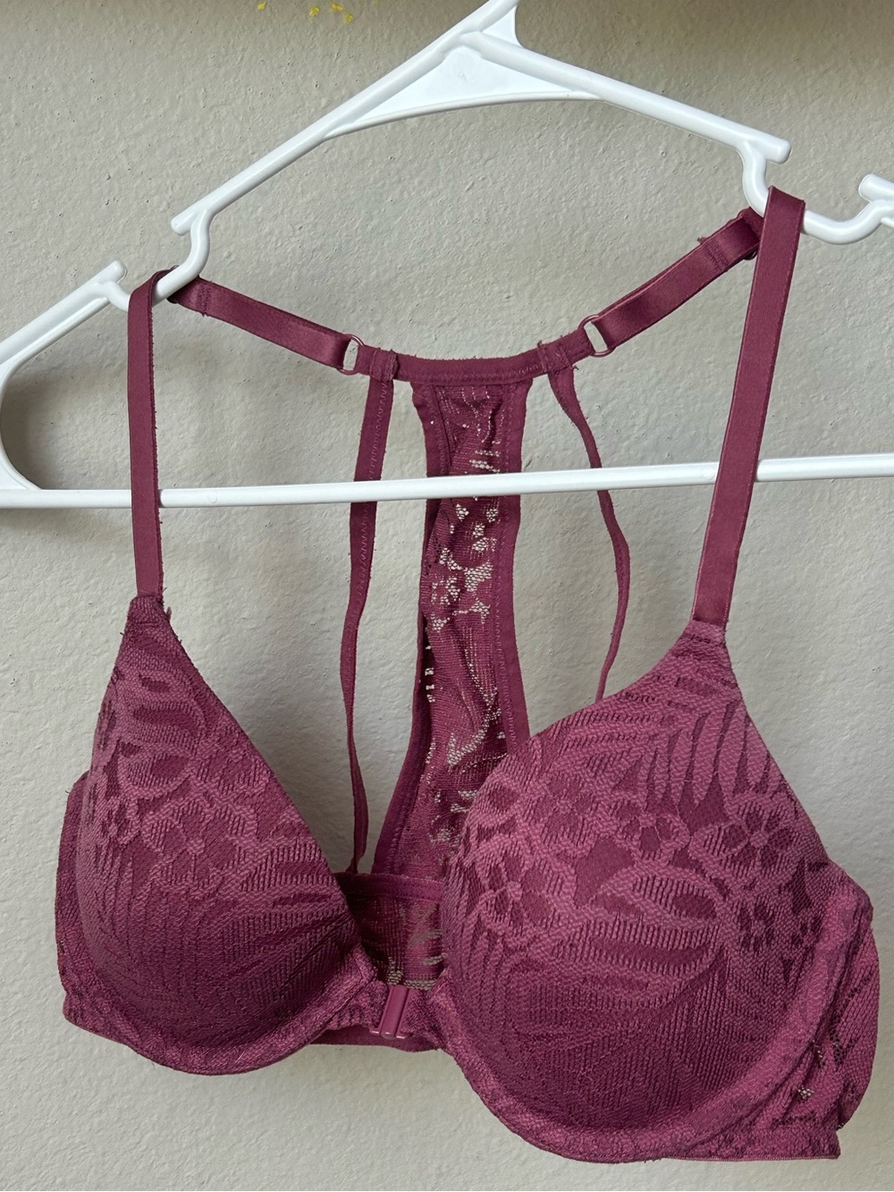 Victoria's Secret Plum Lace Racerback Lightly Lined Bra